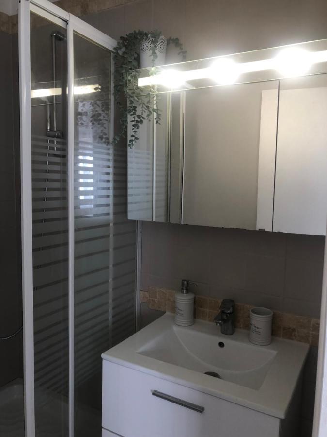 Joli Studio Centre-Ville Draguignan Bagian luar foto